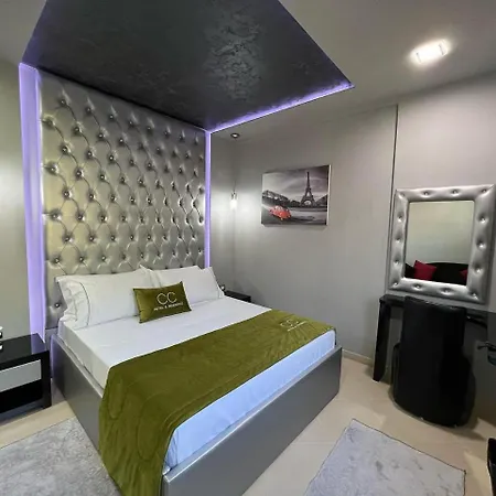 Hotel Cc & Vlorë