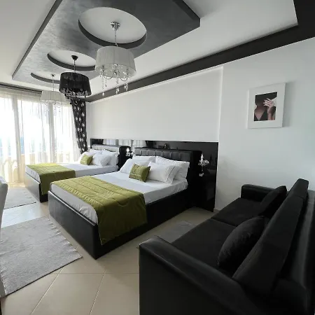 Otel Cc &