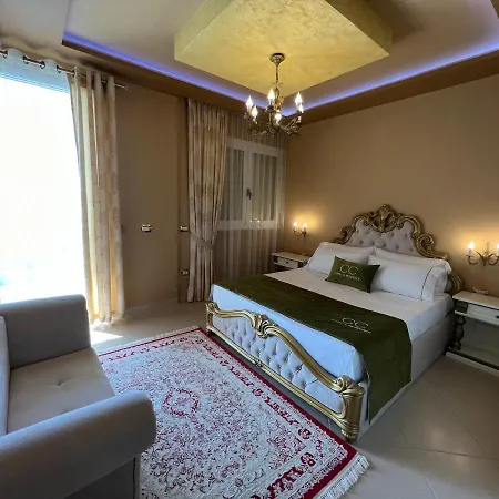 Otel Cc &