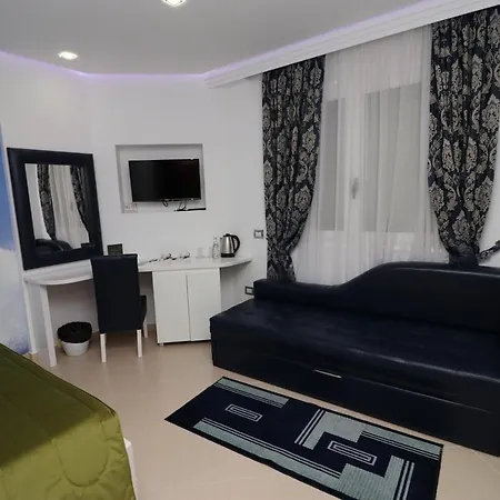 Otel Cc & Avlonya