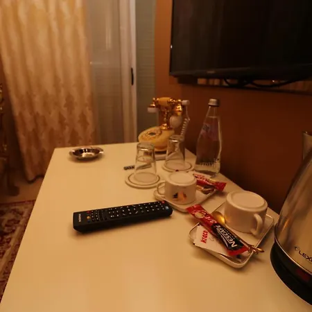 Otel Cc & *